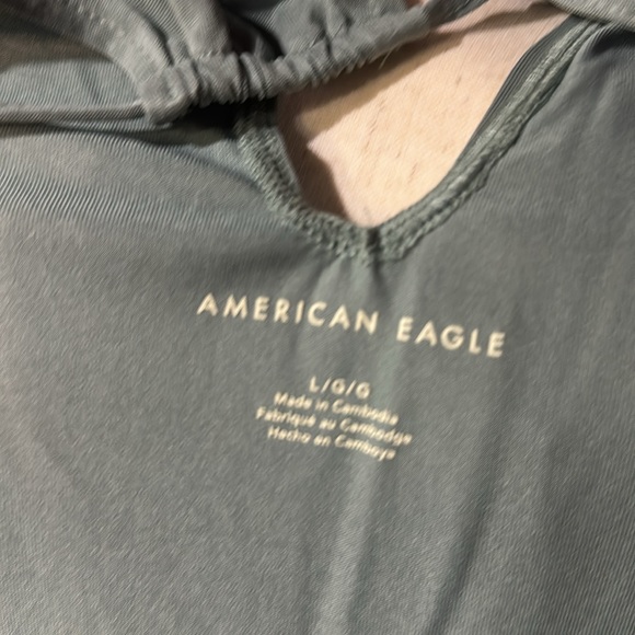 American Eagle Large Top - Picture 3 of 3